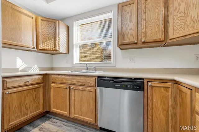 $874,900 | 101 Half Moon Bay Lane, Ballwin, MO 63011