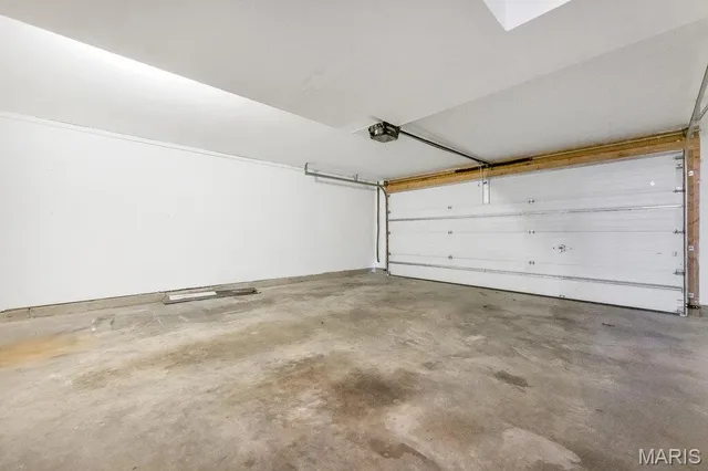 $874,900 | 101 Half Moon Bay Lane, Ballwin, MO 63011