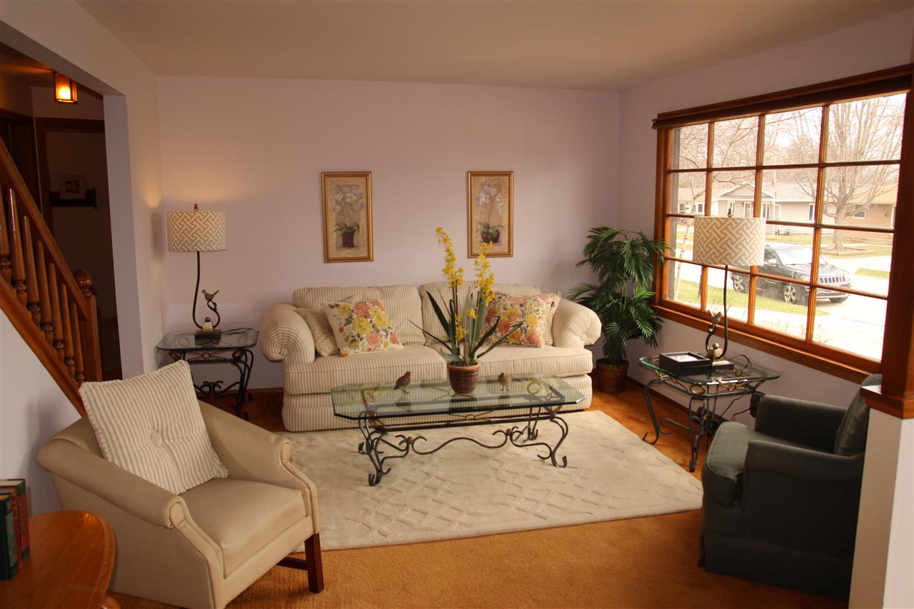 1603 Notre Dame Road Rockford, IL 61103 - Photo 2 of 18 Gallery Image 2