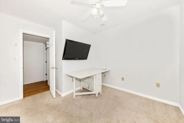 $370,000 | 105 Ridge Avenue, Taneytown, MD 21787