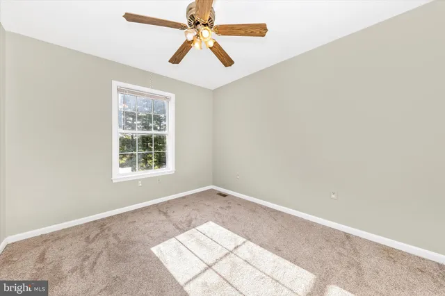 $370,000 | 105 Ridge Avenue, Taneytown, MD 21787