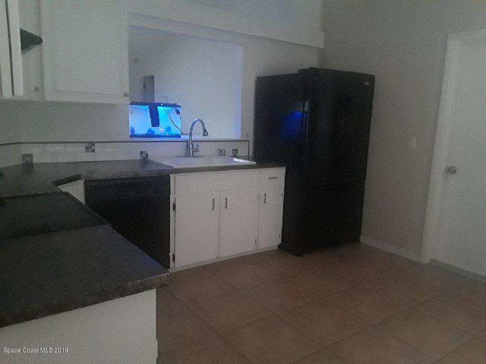 2805 Digby Road Southeast Palm Bay, FL 32909 - Photo 4 of 13 20191130_170553_1576616844603
