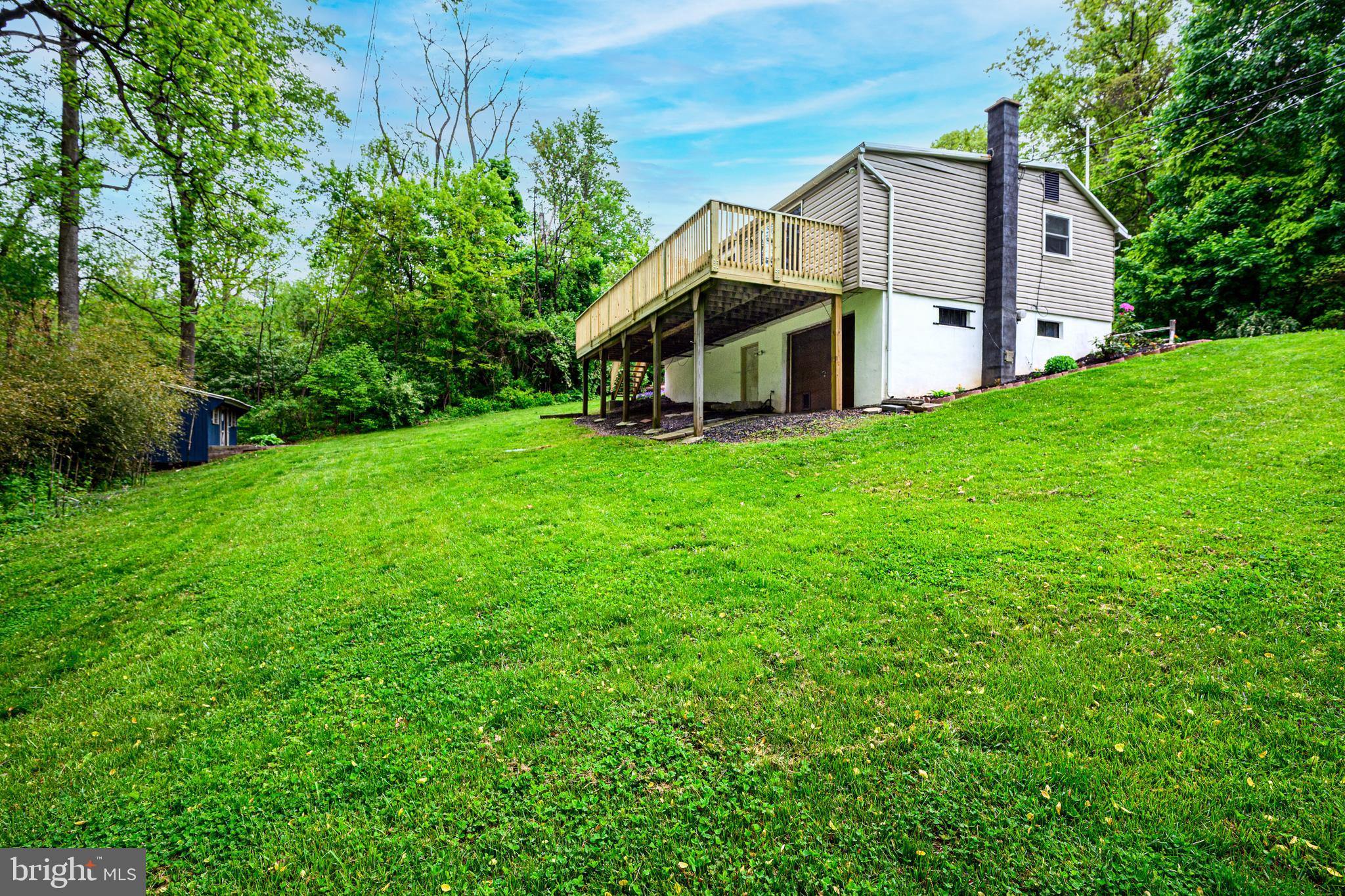 113 Blimline Road Reading, PA 19608 - Photo 4 of 40