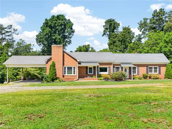 $475,000 | 1864 Cotton Creek Road, Biscoe, NC 27209