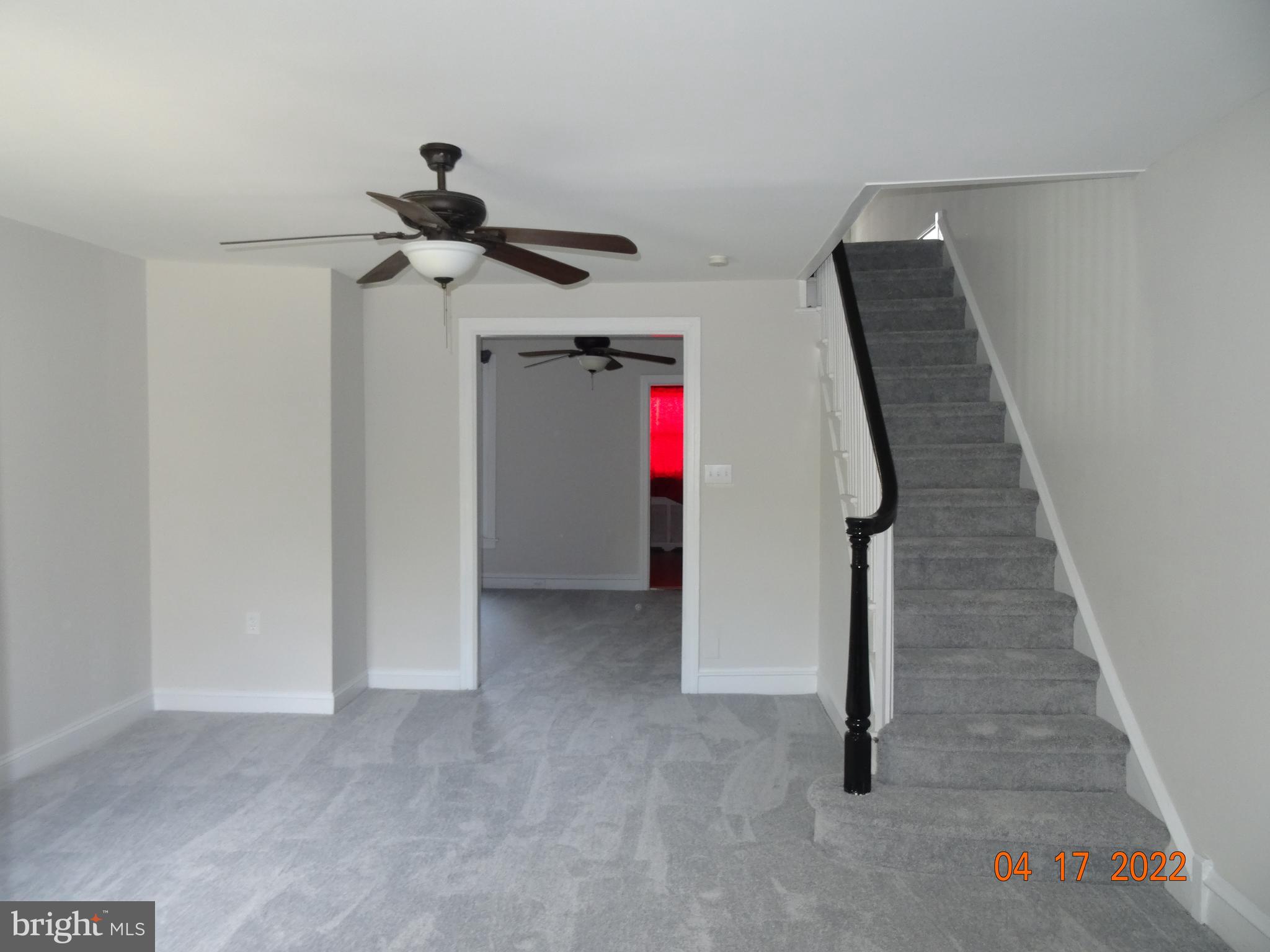92 Houston Road Lansdowne, PA 19050 - Photo 3 of 26 Living Room