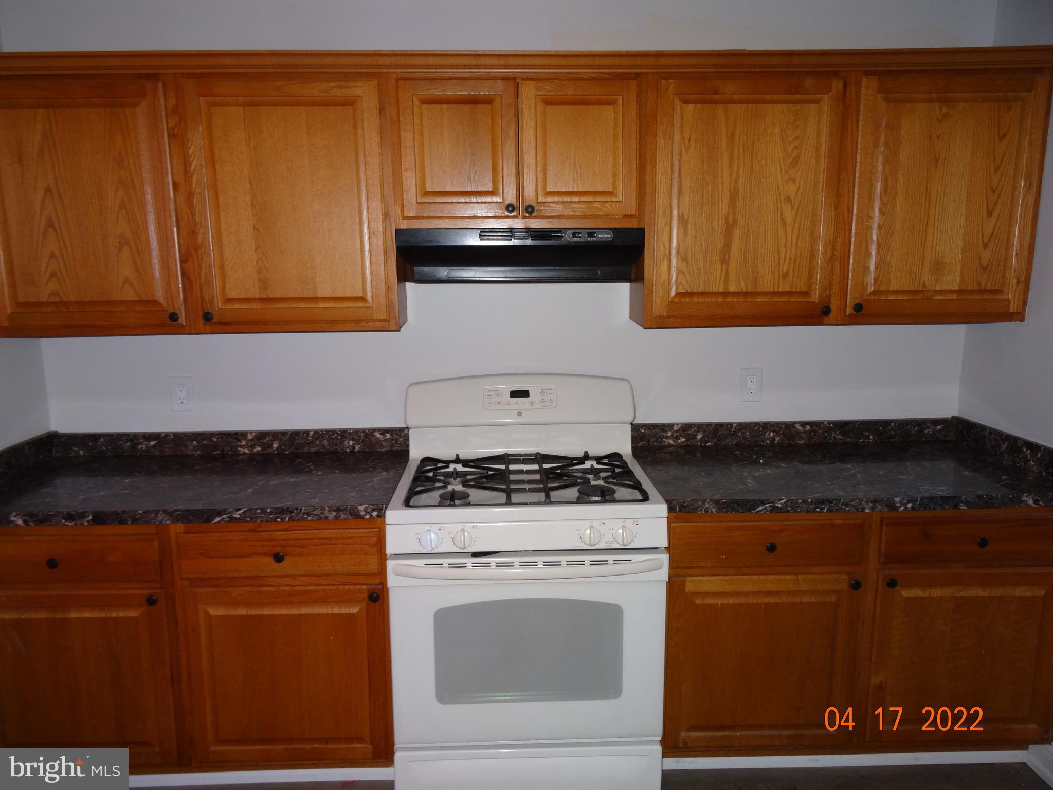92 Houston Road Lansdowne, PA 19050 - Photo 10 of 26 Kitchen