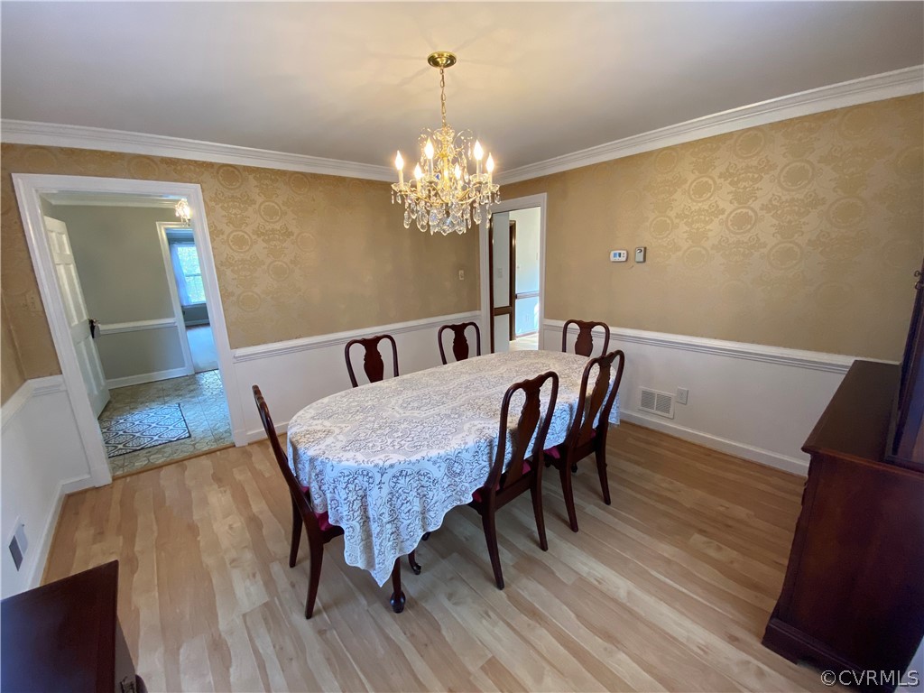 3249 Wood Dale Road Chester, VA 23831 - Photo 9 of 50 Gallery Image 9