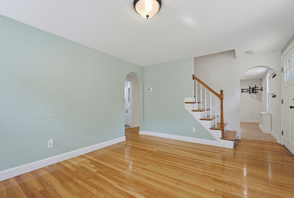 50 Rustic Road Walpole, MA 02032 - Photo 7 of 41 Gallery Image 7