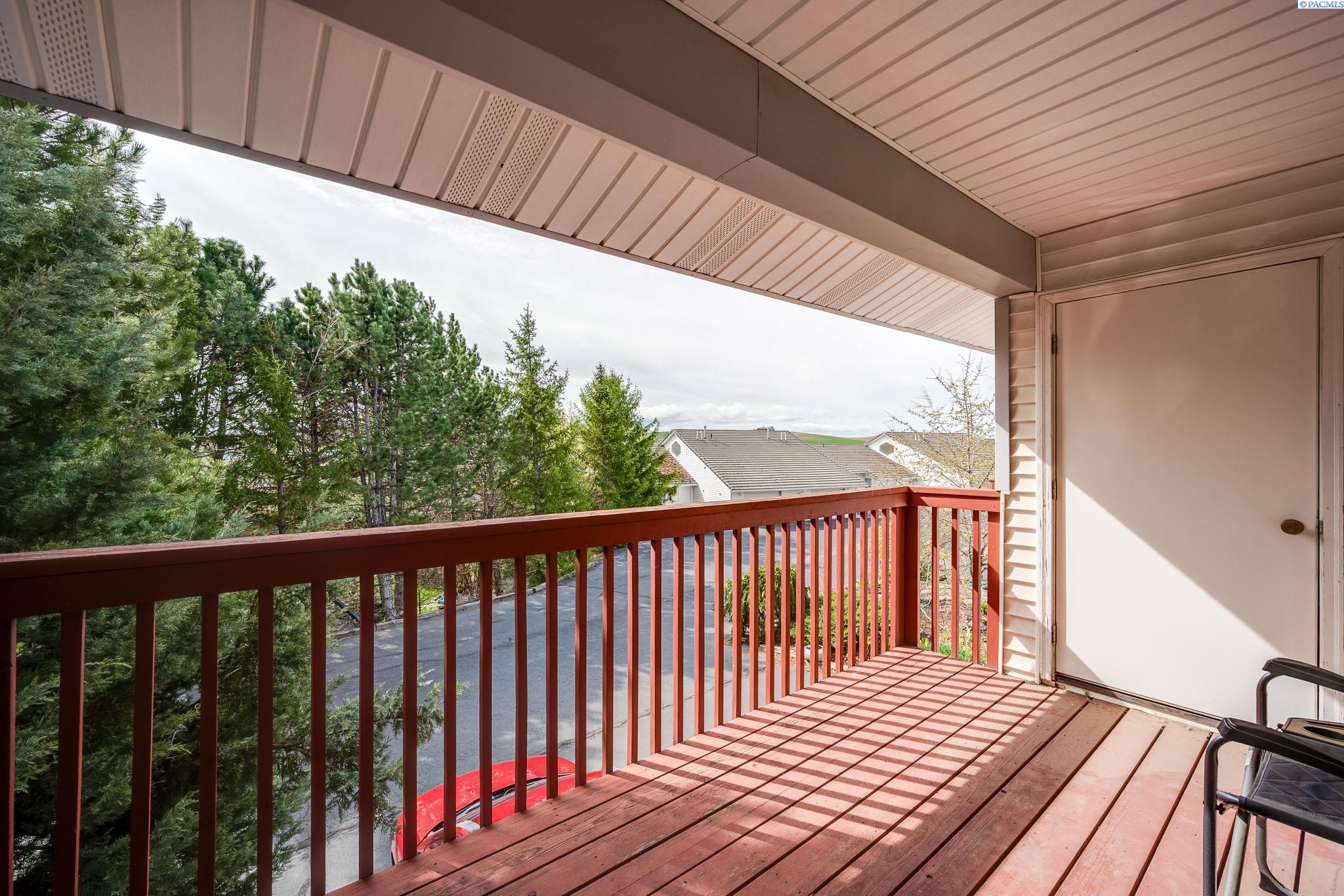 545 Southeast Quail Ridge Drive, Unit 1 Pullman, WA 99163 - Photo 20 of 22 Gallery Image 20