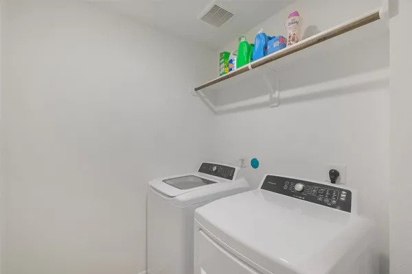 $2,200 | 27138 Breakaway Lane, Katy, TX 77493