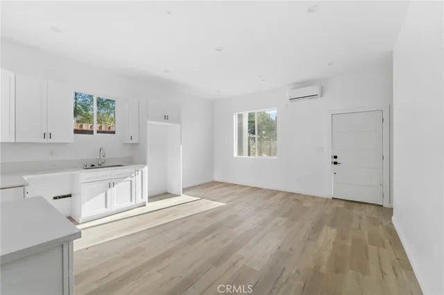 $3,850 | 8514 Wilbur Avenue, Northridge, CA 91324