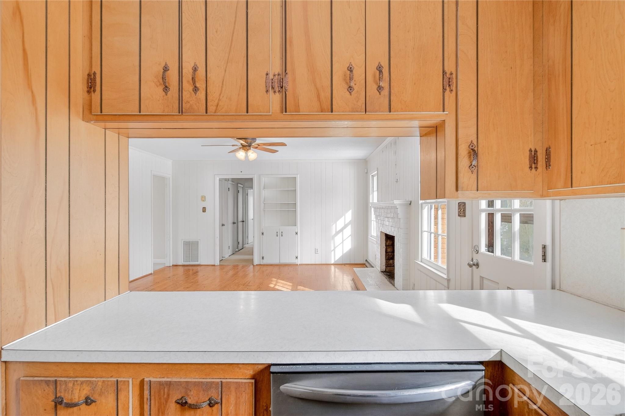 852 Fieldstone Road Mooresville, NC 28115 - Photo 13 of 34 a room with a sink and cabinets