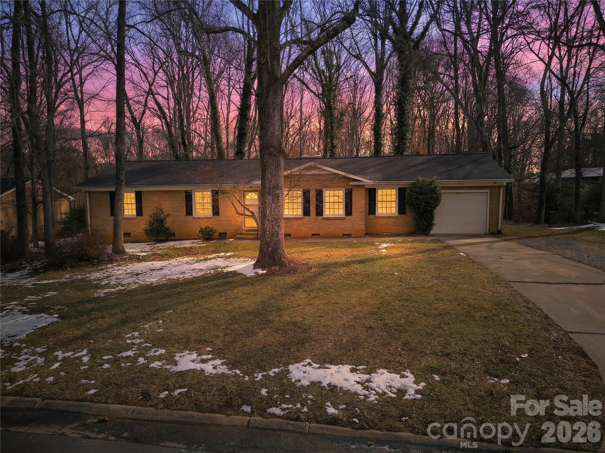 852 Fieldstone Road Mooresville, NC 28115 - Photo 32 of 34 a front view of a house with a yard