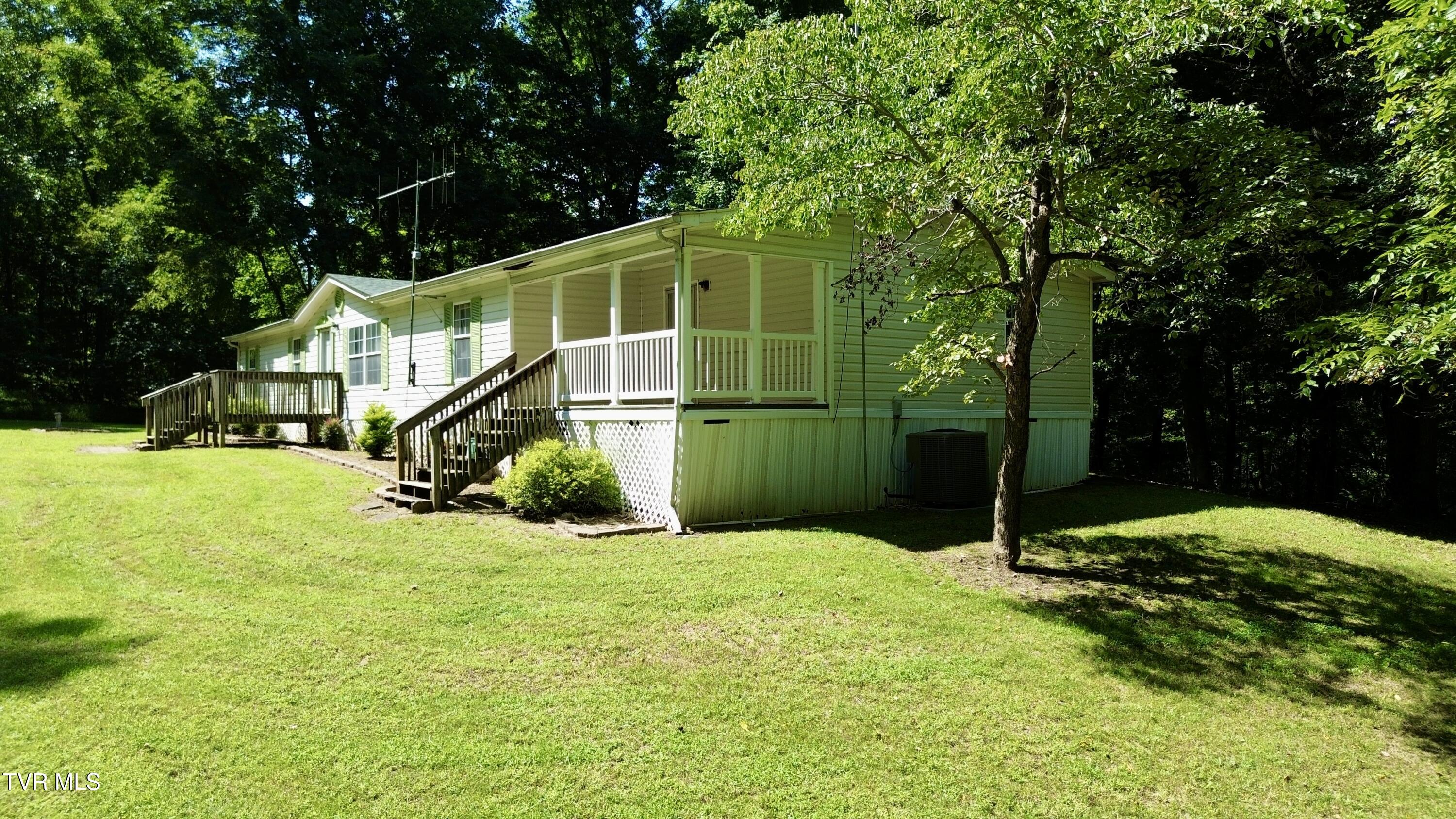 2027 Snowflake Road Gate City, VA 24251 - Photo 3 of 53 DJI_0653
