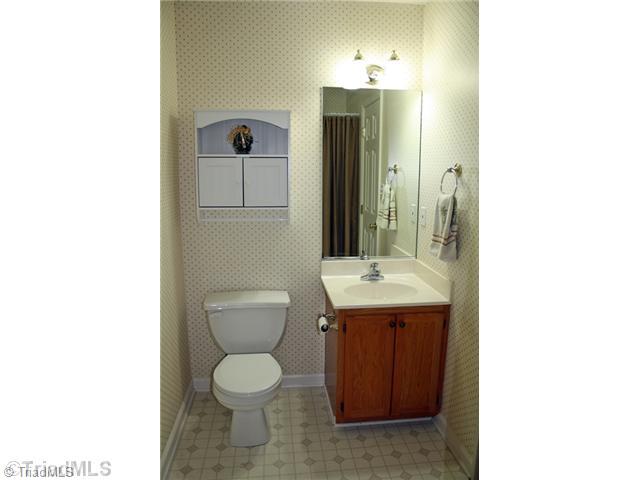 4203 Beacon Ridge Drive High Point, NC 27265 - Photo 13 of 16 Bath. Upstairs bathroom