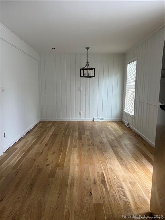 144 Rakoczy Avenue Fairfield, CT 06824 - Photo 5 of 19