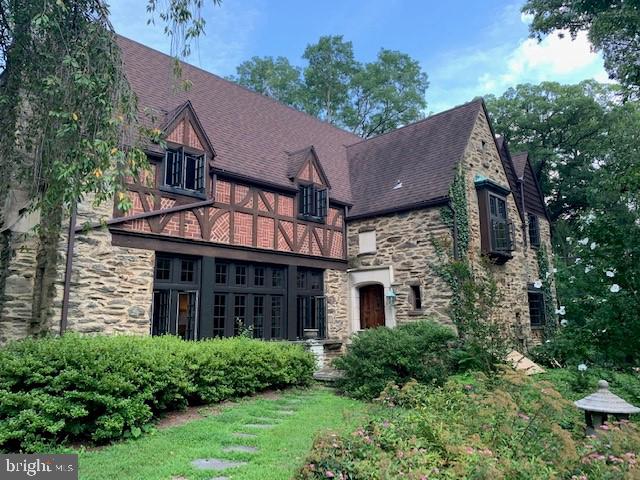 Exterior  Front