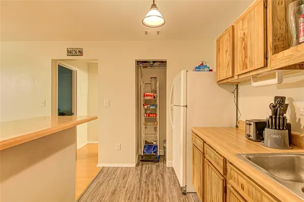 $113,900 | 1015 Southwest 9th Street, Unit D22, Gainesville, FL 32601