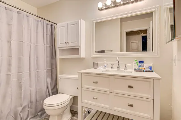$113,900 | 1015 Southwest 9th Street, Unit D22, Gainesville, FL 32601