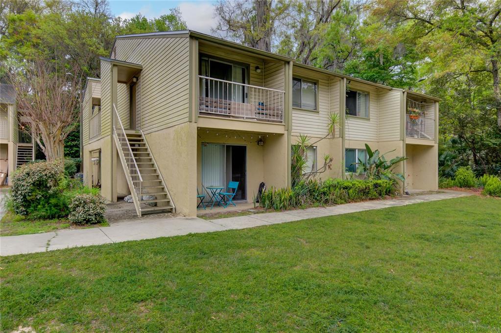 1015 Southwest 9th Street, Unit D22 Gainesville, FL 32601 - Photo 3 of 16