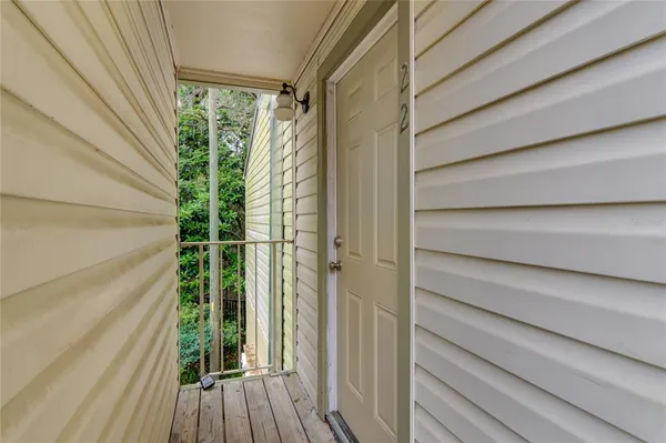 $113,900 | 1015 Southwest 9th Street, Unit D22, Gainesville, FL 32601