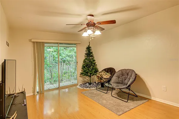 $113,900 | 1015 Southwest 9th Street, Unit D22, Gainesville, FL 32601