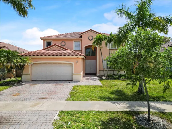 $549,000 | 2022 Southeast 18th Street, Homestead, FL 33035