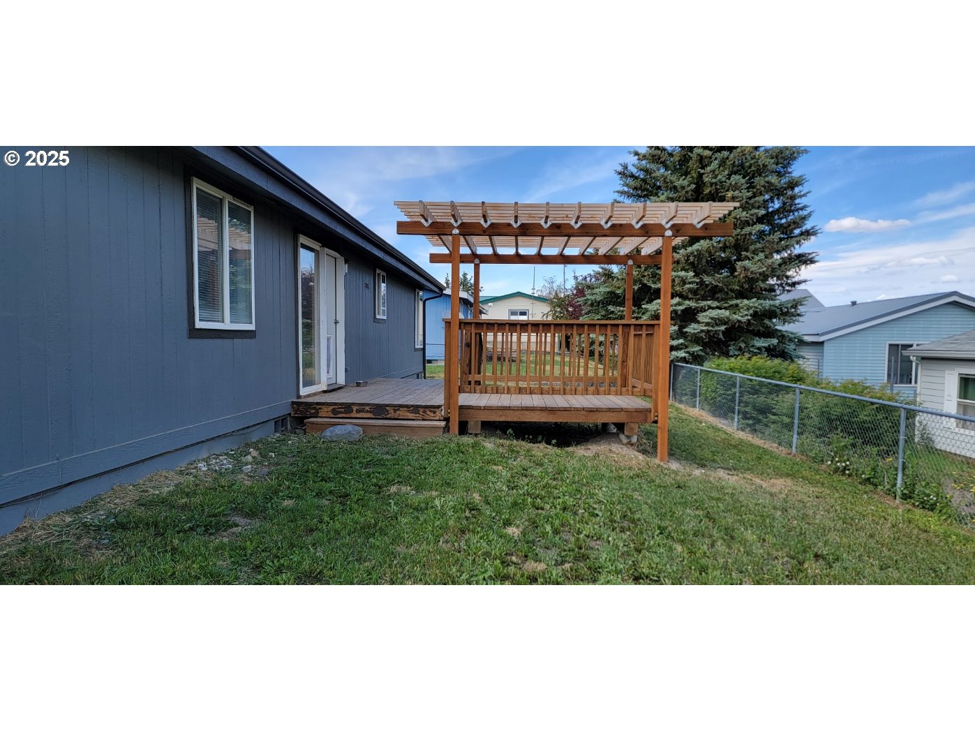 205 William Street Enterprise, OR 97828 - Photo 3 of 24