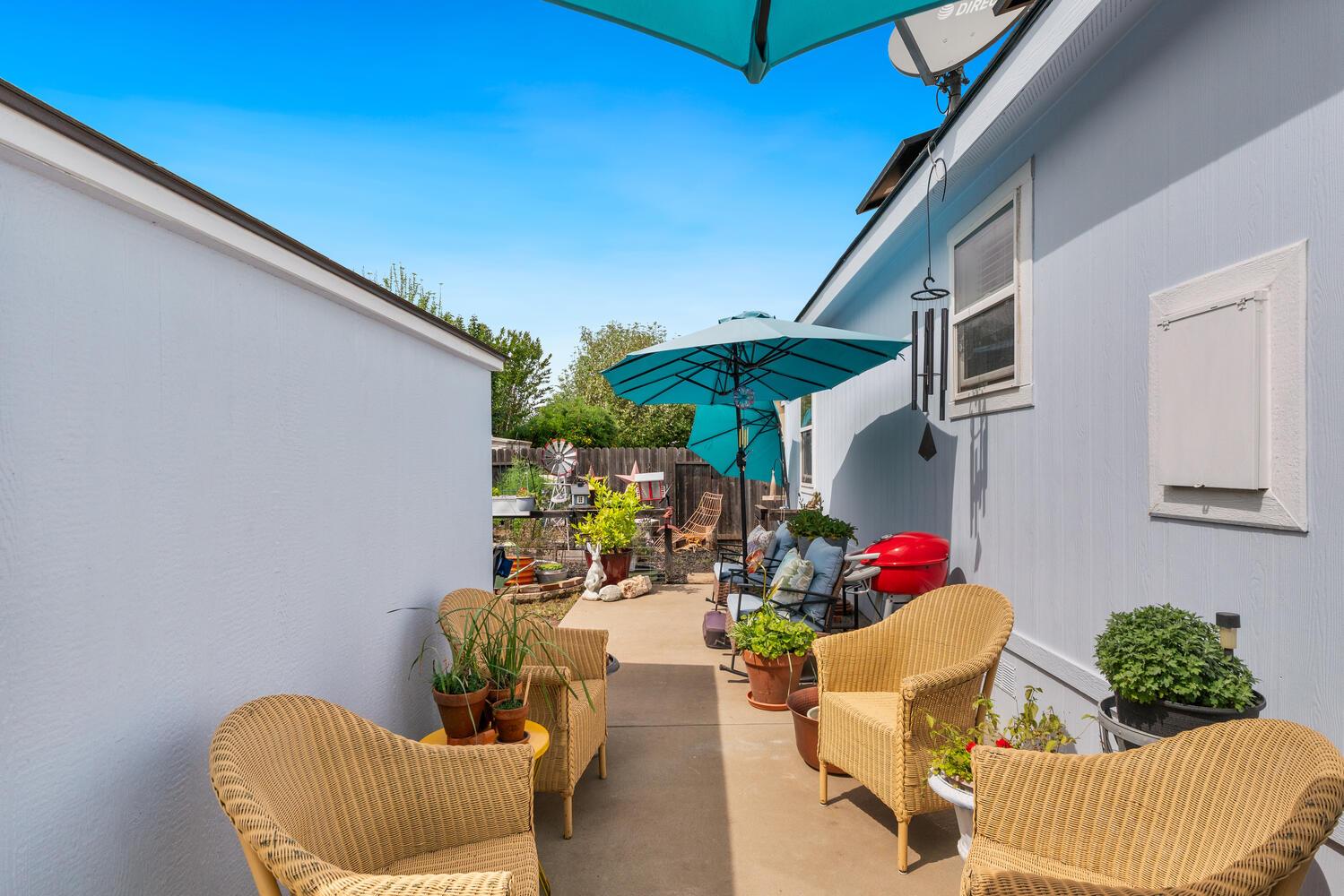 1400 West Marlette Street, Unit 45 Ione, CA 95640 - Photo 26 of 41 a outdoor space with furniture