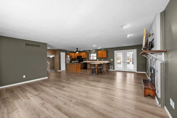 $399,900 | 3545 West Harbor Drive, Bettendorf, IA 52722