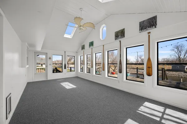 $399,900 | 3545 West Harbor Drive, Bettendorf, IA 52722