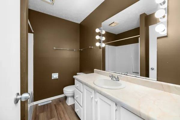 $399,900 | 3545 West Harbor Drive, Bettendorf, IA 52722