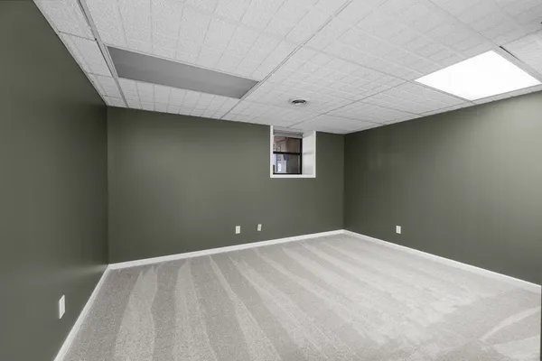 $399,900 | 3545 West Harbor Drive, Bettendorf, IA 52722