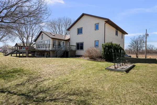 $399,900 | 3545 West Harbor Drive, Bettendorf, IA 52722