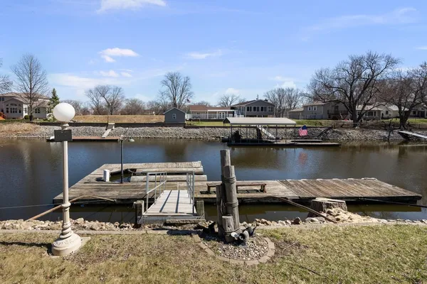 $399,900 | 3545 West Harbor Drive, Bettendorf, IA 52722