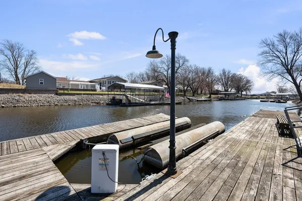 $399,900 | 3545 West Harbor Drive, Bettendorf, IA 52722