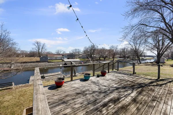 $399,900 | 3545 West Harbor Drive, Bettendorf, IA 52722