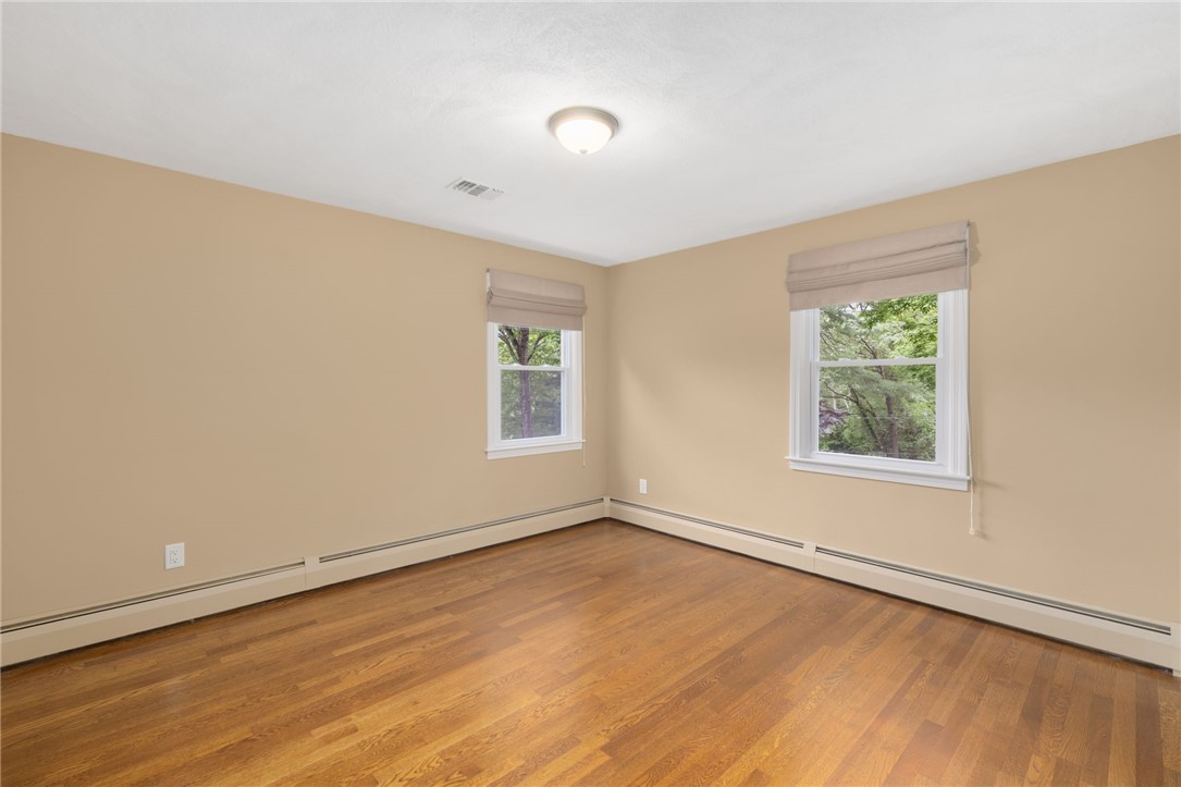 30 Abigail Street Warwick, RI 02818 - Photo 20 of 38