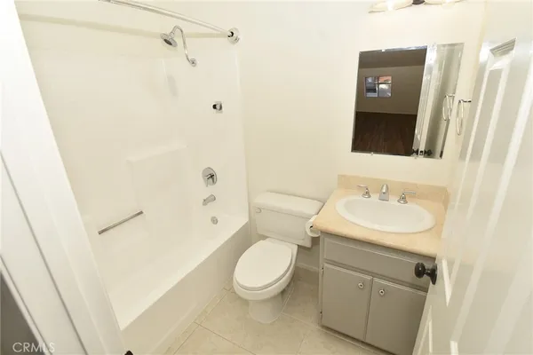 $2,700 | 9872 Highland Avenue, Unit B, Rancho Cucamonga, CA 91737