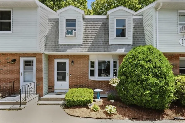 $315,000 | 111 Manning Street, Unit 2, Holden, MA 01522