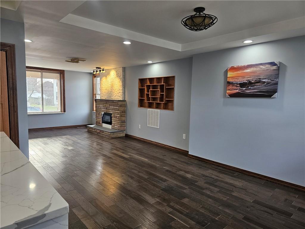 382 Jefferson Street Rochester, PA 15074 - Photo 4 of 50