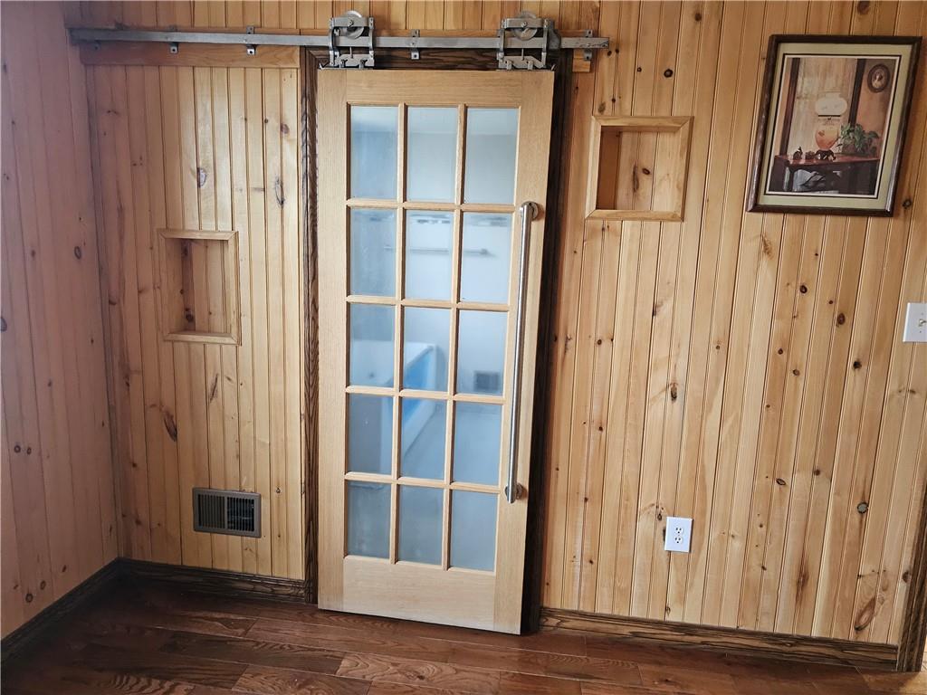 382 Jefferson Street Rochester, PA 15074 - Photo 9 of 50