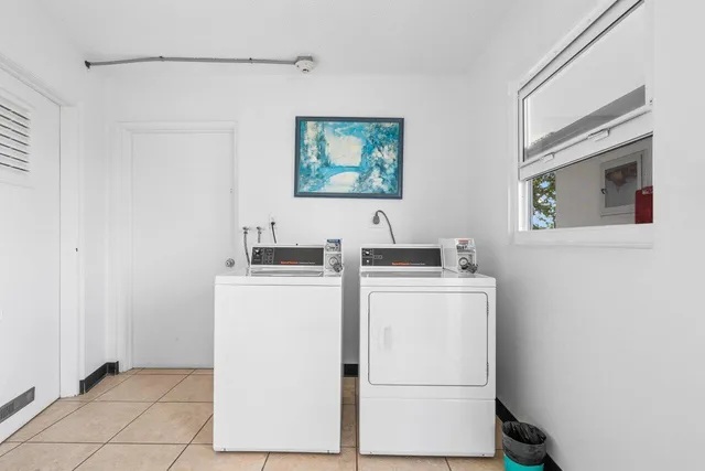 $279,500 | 3024 Oakridge D, Unit 3024, Deerfield Beach, FL 33442