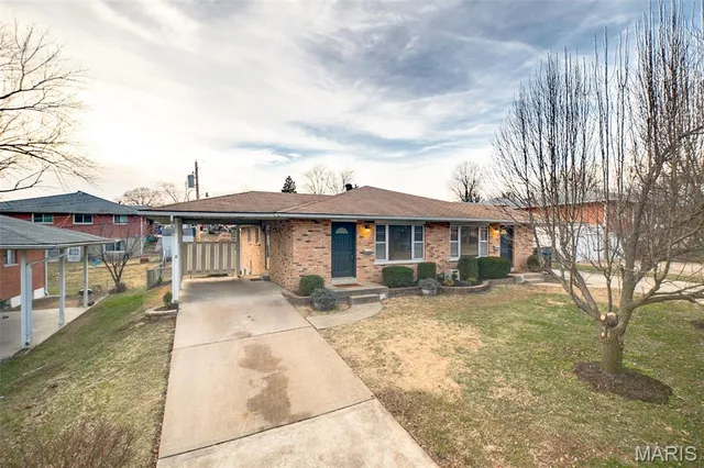 $1,400 | 10235 Jeffleigh Lane, St. Louis, MO 63123