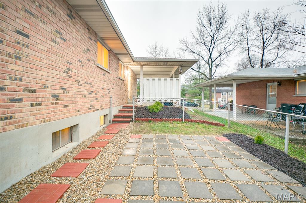 10235 Jeffleigh Lane St. Louis, MO 63123 - Photo 22 of 33