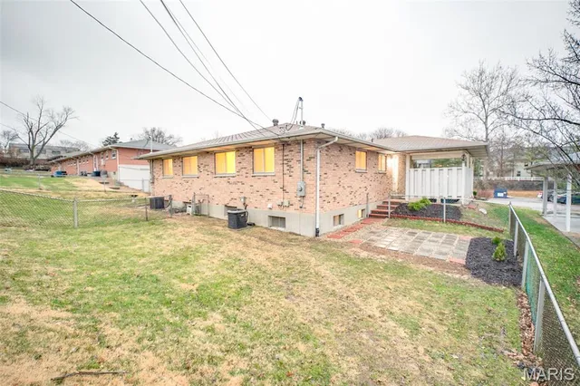 $1,400 | 10235 Jeffleigh Lane, St. Louis, MO 63123