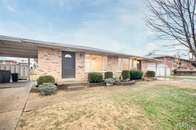 $1,400 | 10235 Jeffleigh Lane, St. Louis, MO 63123