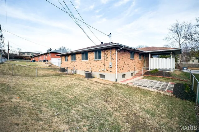 $1,400 | 10235 Jeffleigh Lane, St. Louis, MO 63123