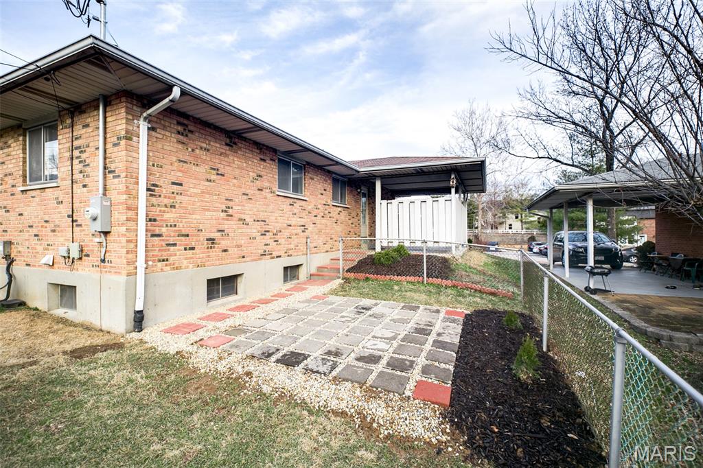 10235 Jeffleigh Lane St. Louis, MO 63123 - Photo 29 of 33