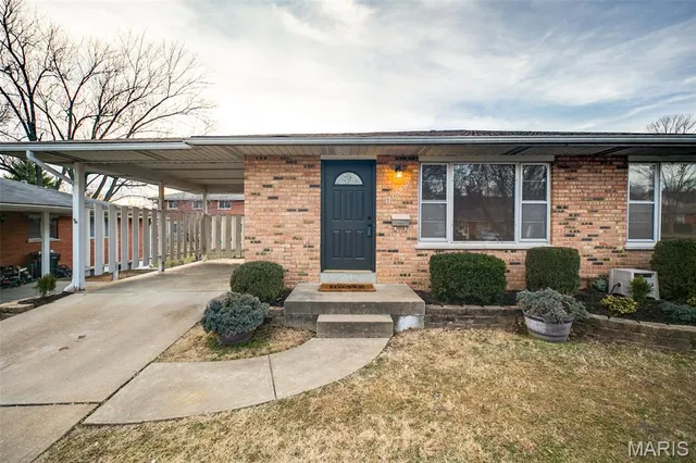 $1,400 | 10235 Jeffleigh Lane, St. Louis, MO 63123